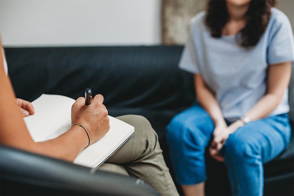 Cómo superar la ansiedad generalizada con terapia en Huelva